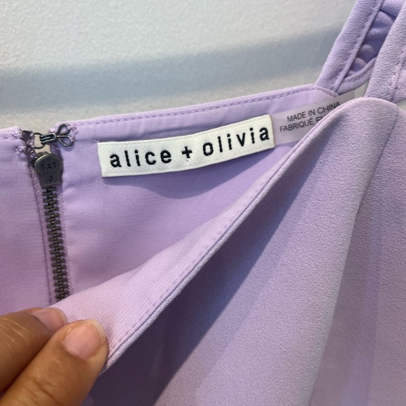 Alice + Olivia Celestia Flutter Sleeve Cropped Top In Lavender Size 8 - Picture 9 of 11